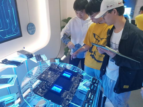 科技創新造就新時代，校企聯合成就新未來——計算機科學與技術專業學生赴企業參觀學習紀實